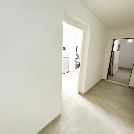 Azure Horizon Living Appartement